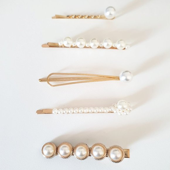ADD ON ITEM ** Pearl Hairclips - Picture 1 of 3